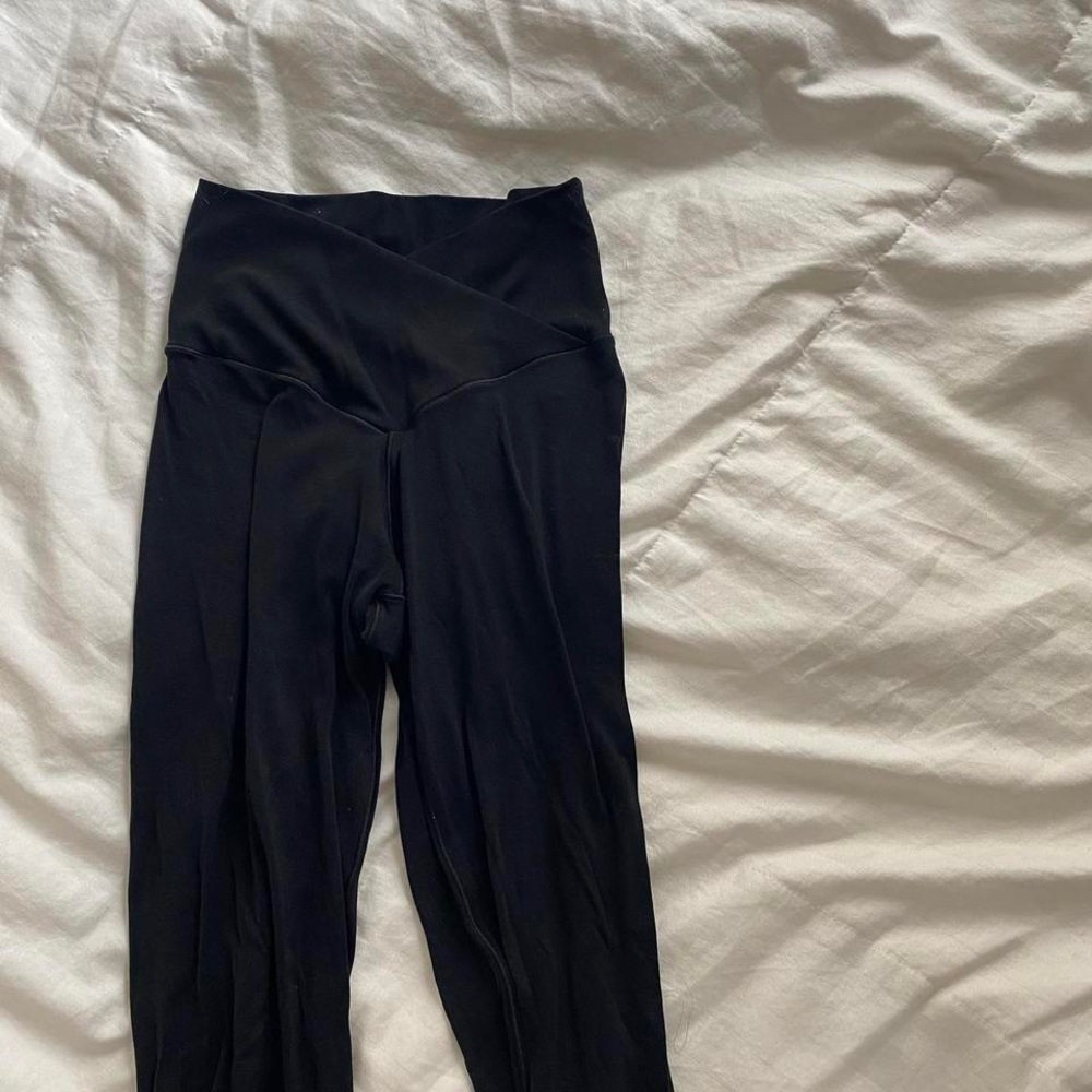 ❌❌SOLD Aerie crossover leggings